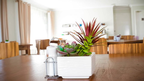 Almond Inn - New South Wales Tourism  13