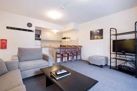 Lantern 1 Bedroom Balcony With Panoramic View - New South Wales Tourism  24