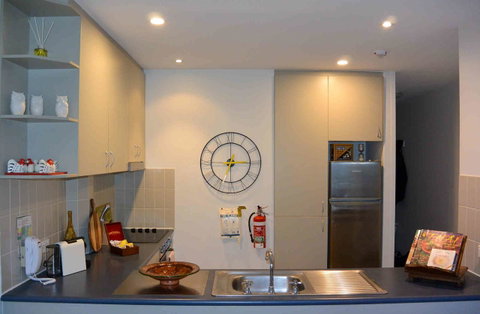 Lantern 1 Bedroom Balcony With Panoramic View - New South Wales Tourism  3