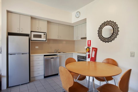 Lantern 1 Bedroom Balcony With Panoramic View - New South Wales Tourism  31