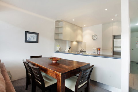 Lantern 1 Bedroom Balcony With Panoramic View - New South Wales Tourism  8