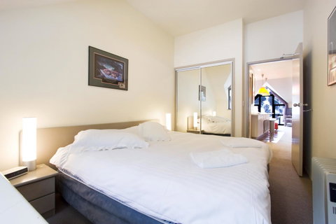 Lantern 1 Bedroom Balcony With Panoramic View - New South Wales Tourism  38