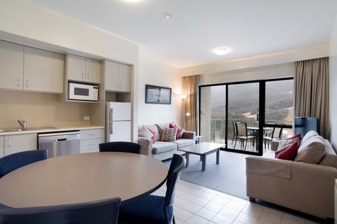 Lantern 1 Bedroom Balcony With Panoramic View - New South Wales Tourism  18