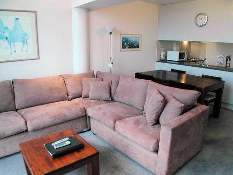 Lantern 1 Bedroom Balcony With Panoramic View - New South Wales Tourism  20