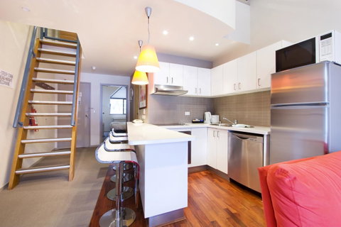 Lantern 1 Bedroom Balcony With Panoramic View - New South Wales Tourism  39