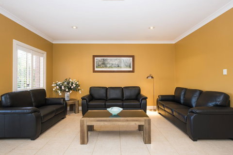 Colonial Court Villas - New South Wales Tourism  16