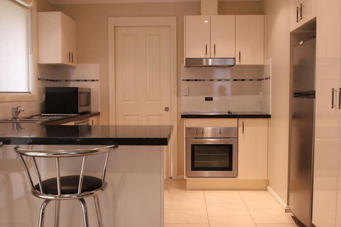 Colonial Court Villas - New South Wales Tourism  27