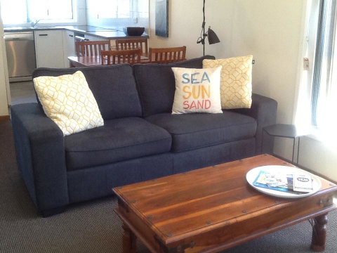 Narooma Golfers Lodge - New South Wales Tourism  36