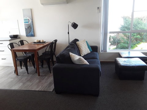 Narooma Golfers Lodge - New South Wales Tourism  21