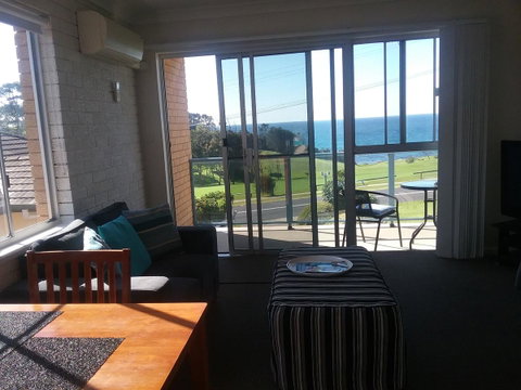 Narooma Golfers Lodge - New South Wales Tourism  0
