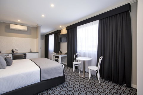 CH Boutique Hotel & Apartments, Ascend Hotel Collection - New South Wales Tourism  3