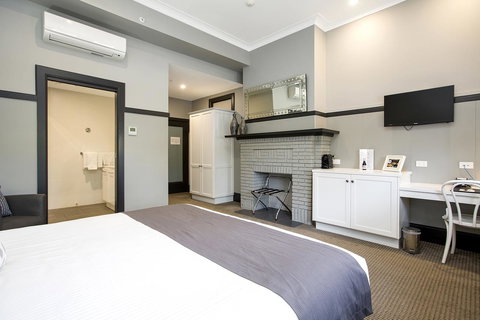 CH Boutique Hotel & Apartments, Ascend Hotel Collection - New South Wales Tourism  21