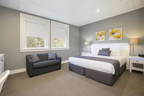 CH Boutique Hotel & Apartments, Ascend Hotel Collection - New South Wales Tourism  19