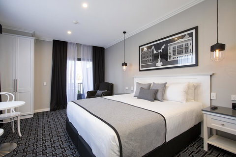 CH Boutique Hotel & Apartments, Ascend Hotel Collection - New South Wales Tourism  2