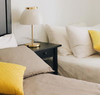 Modern  Cosy 2-Bedroom Apartment Hornsby - New South Wales Tourism 