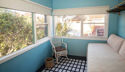 Bondi Beach House - New South Wales Tourism  41