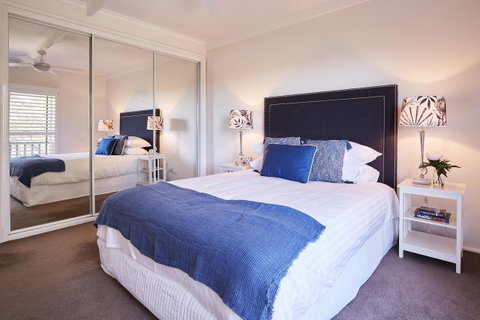 Bright And Spacious Family Home With Leafy Deck - New South Wales Tourism  5
