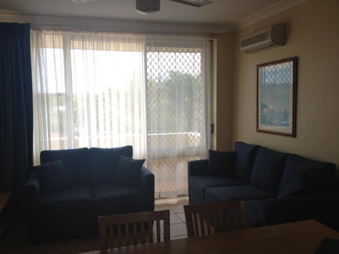 Oxley Cove Holiday Apartment - New South Wales Tourism  13