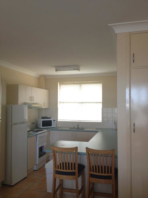 Oxley Cove Holiday Apartment - New South Wales Tourism  2