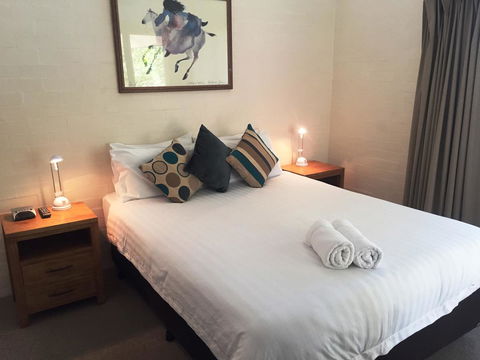 Mariner Bay Apartments - New South Wales Tourism  39