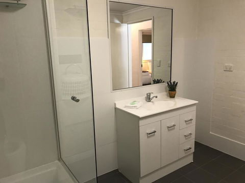 Mariner Bay Apartments - New South Wales Tourism  29