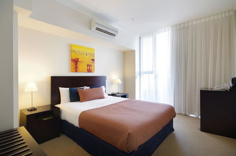 Macquarie Waters Boutique Apartment Hotel - New South Wales Tourism  16