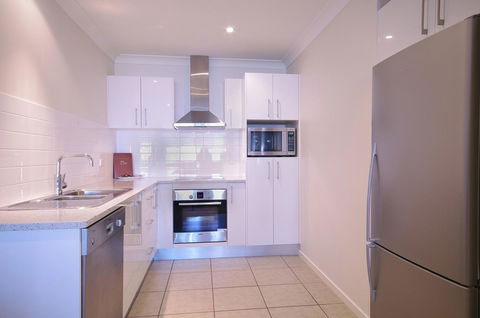 Macquarie Waters Boutique Apartment Hotel - New South Wales Tourism  19