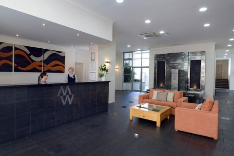 Macquarie Waters Boutique Apartment Hotel - New South Wales Tourism  13