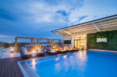 The William Inglis Mgallery - New South Wales Tourism  3