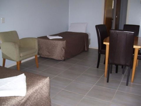 Glenwood Tourist Park & Motel - New South Wales Tourism  12