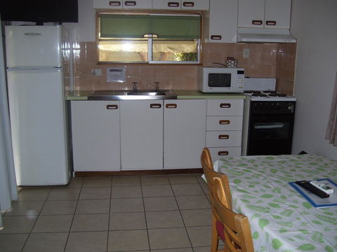 Glenwood Tourist Park & Motel - New South Wales Tourism  24