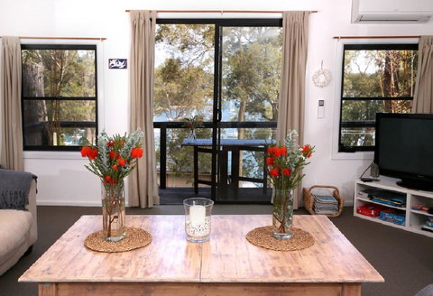 Refuge Cove On Pittwater - New South Wales Tourism  3