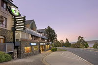 Book Jindabyne Accommodation Vacations New South Wales Tourism New South Wales Tourism 