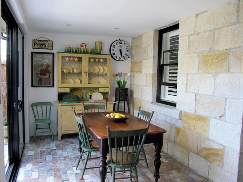 Apple Tree Cottage - New South Wales Tourism  0