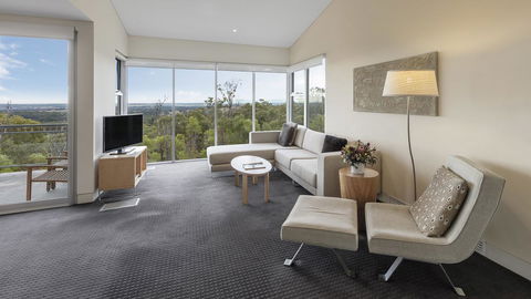 Oaks Cypress Lakes Resort - New South Wales Tourism  2