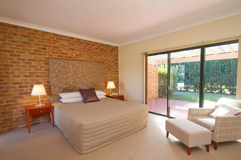 Potters Apartments - New South Wales Tourism  17