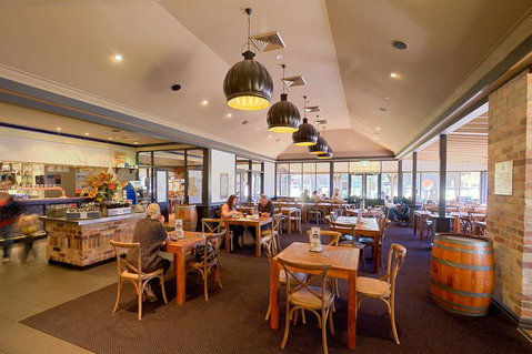 Potters Apartments - New South Wales Tourism  35