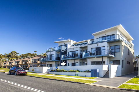 Beachfront 2 - New South Wales Tourism  4