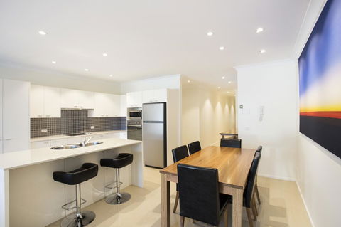 Beachfront 2 - New South Wales Tourism  8