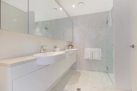 Lakefront 116 Kingston ACT - New South Wales Tourism  18