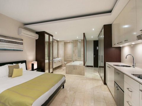 Santai 321 Beachside Studio - New South Wales Tourism  4