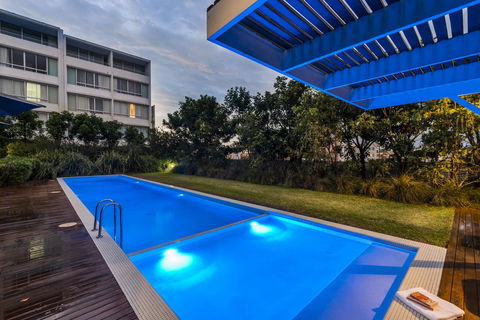 Oaks Nelson Bay Lure Suites - New South Wales Tourism  11