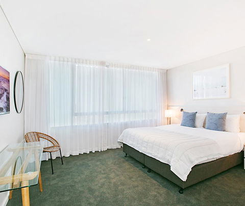 Oaks Nelson Bay Lure Suites - New South Wales Tourism  2