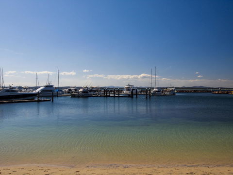 Oaks Nelson Bay Lure Suites - New South Wales Tourism  3