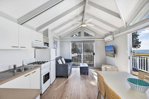 Blue Lagoon Beach Resort - New South Wales Tourism  1