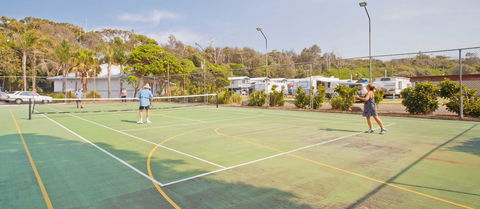 Blue Lagoon Beach Resort - New South Wales Tourism  37