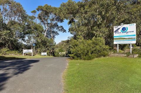 Blue Lagoon Beach Resort - New South Wales Tourism  2