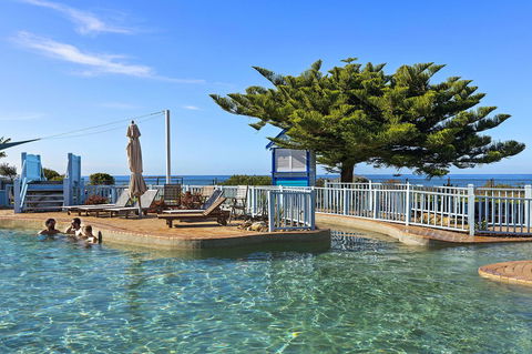 Blue Lagoon Beach Resort - New South Wales Tourism  4