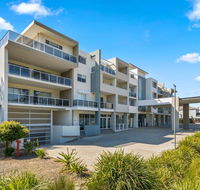Quality Suites Pioneer Sands