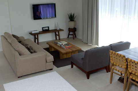 Byron Bay Hotel And Apartments - New South Wales Tourism  41